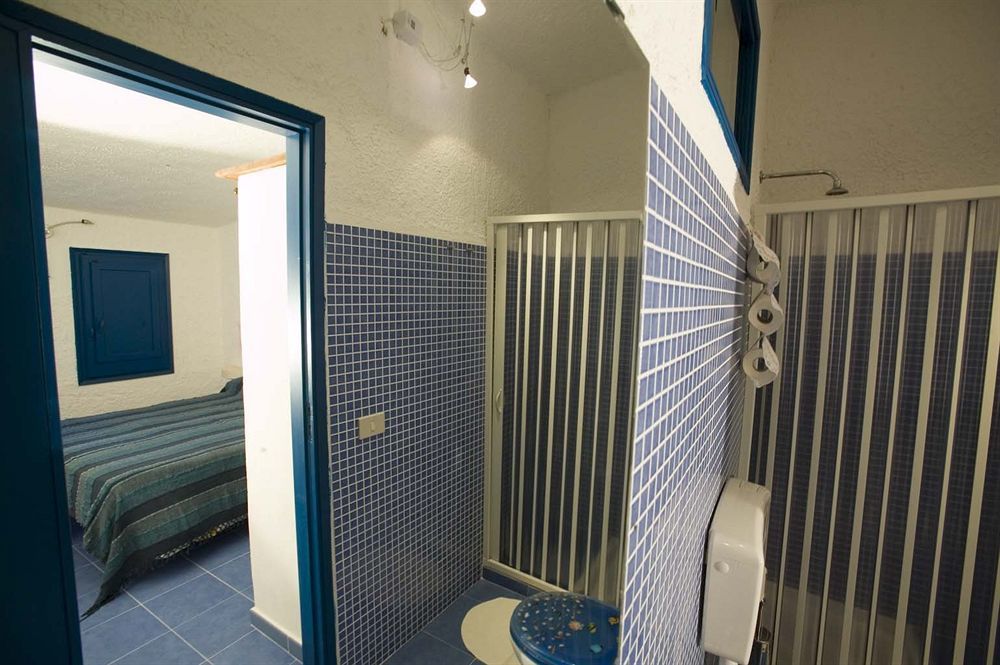 L'Oasi Villaggio Albergo Фавиняна Екстериор снимка